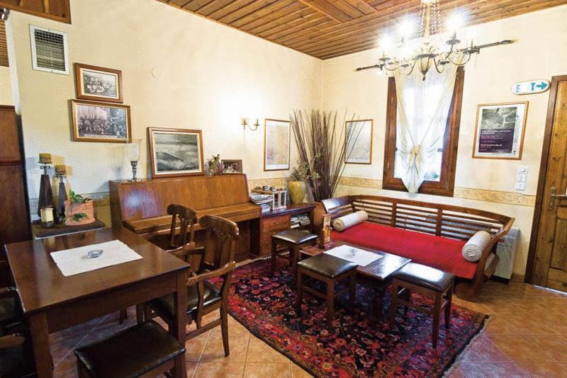 Villa Kastanodasos Emporio  Buitenkant foto
