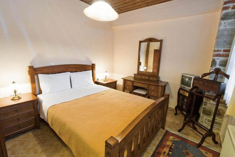 Villa Kastanodasos Emporio  Kamer foto